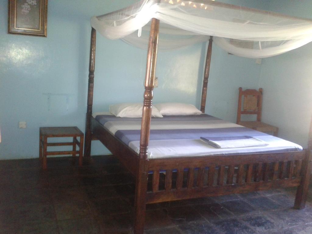 Malaika Holiday Villas Diani Beach Room photo